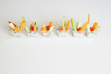 EASY APPETIZER! VEGGIE CUPS W/ SPINACH DIP