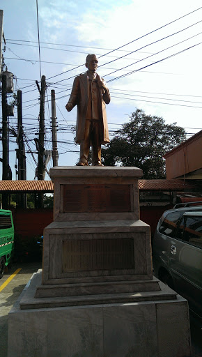 Tay Tung Jose Rizal Statue