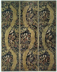 Vijfbladig kamerscherm van gepolychromeerd goudleer met bloem-, vrucht- en bladranken en mythologische jachtvoorstelling