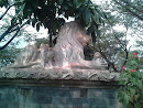 Lion Family Statue