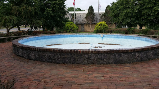 East Peoria Fountain
