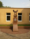 Raimundas Sargunas Statue