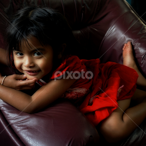 Smile in The Light by Ian Gledhill - Babies & Children Child Portraits