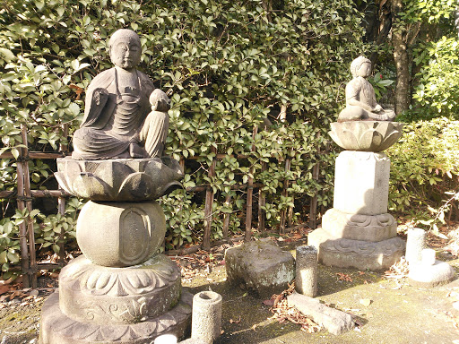 Buddhism Statue at Okura Park 
