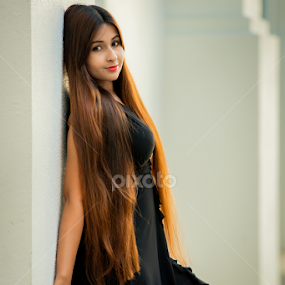 Jaishri ft. Rapunzel by Loke Inkid - People Portraits of Women