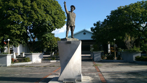 Monumento Juan V. Gomez