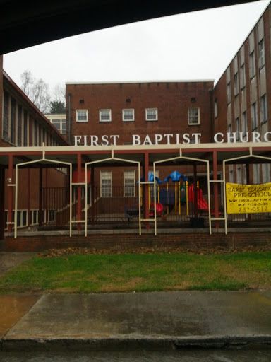First Baptist Church of Newport