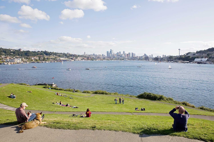 Gasworks Park is the perfect location for a picnic, boat watching and a relaxing afternoon by the water. 