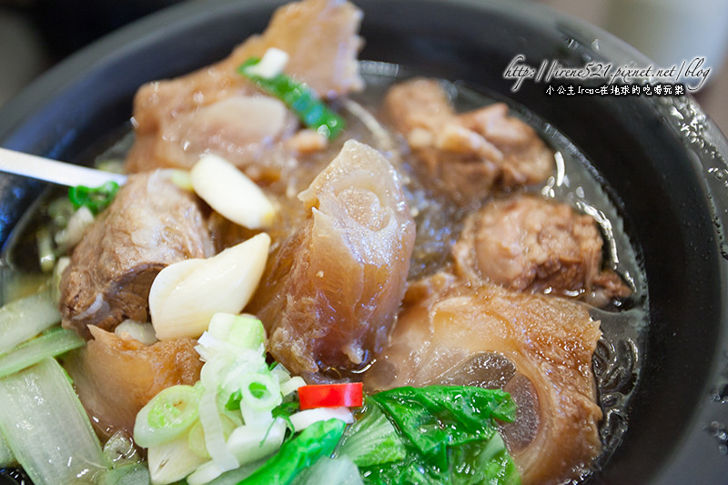 【新店】藏身寧靜社區中的樓房餐廳．我家廚房