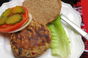 Turkey Burger with Sun-Dried Tomatoes and Feta Cheese