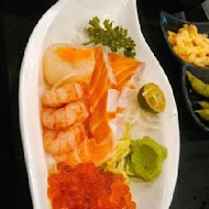 百八魚場 - 平價生魚片丼飯定食