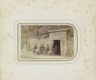 Fotoreproductie van een prent van een minitrein bij de zoutmijn in de Ferdinand Berg te Berchtesgaden