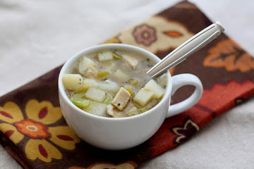 Green Chile Chicken and Potato Soup