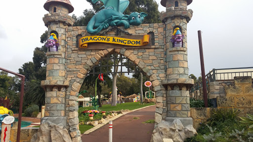 Dragons Kingdom Archway