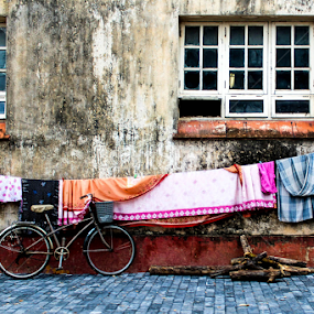 The Simple Life by Alan Rossnagel - City,  Street & Park Street Scenes