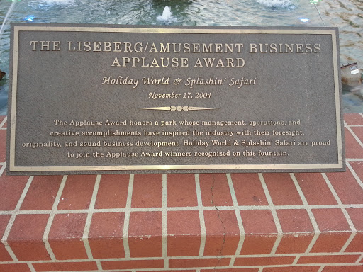 Liseberg Amusement Business Applause Award -  Holiday World