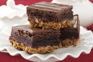 Triple-Layer Pretzel Brownies