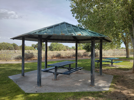 Trailhead Park Pavilion 