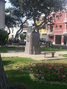 Monumento Alfredo Pinillos Goicochea