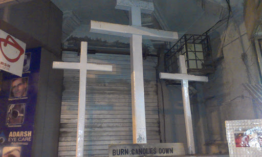 Three Crosses at Dadar