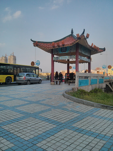 Yuquan Road Structure