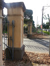 Botanic Park Gate