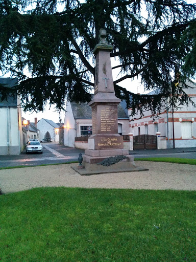Monument Au Mort D'Artenay