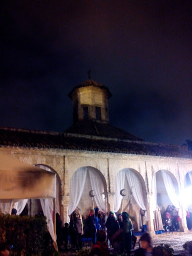 Patio De Armas Del Alcázar