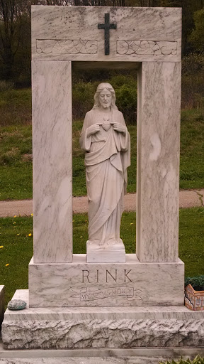 Rink Monument