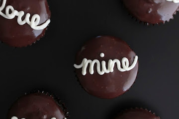Cream-filled Hostess Style Cupcakes