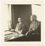 Twee Duitse militairen.