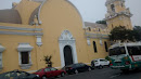 Iglesia En Plaza De Barranco