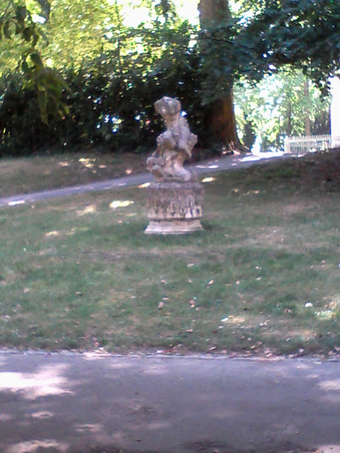 Sculpture du parc Darcy à Dijon