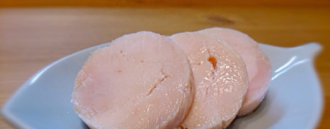 月末の食卓にこれどう 胸肉の鶏ハムを作ったけど 何故そうなった