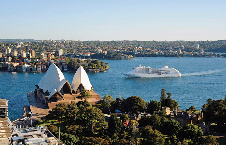 Silver Shadow calls on Sydney, one of the more popular Silversea itineraries.