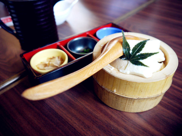 台北市美食推薦白木屋 日本最大居酒屋連鎖 白木屋居酒屋2號店 啤酒冰沙 冷豆腐首選 Att店 居酒屋 日本 朋 Shu默默食 愛食記