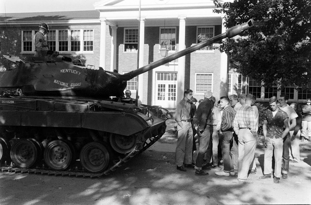 Sturgis, Kentucky School Situation For Integration Lead Howard