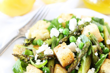 Spring Panzanella Salad