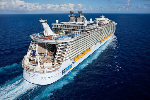 An aerial view of Allure of the Seas' stern. 