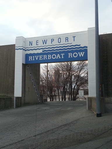 Newport Riverboat Row