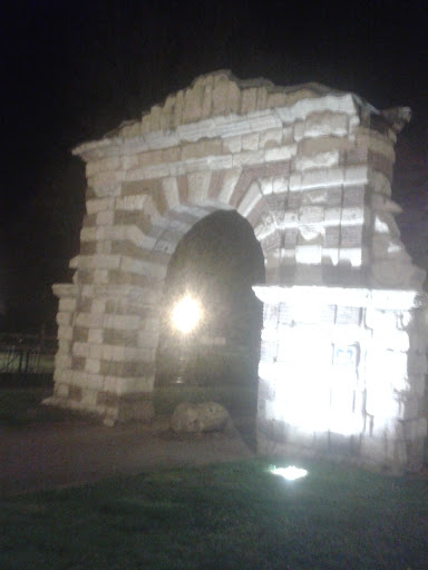 Barentin - Porte Henri IV