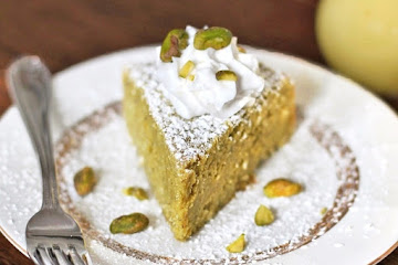 Healthy Whole Lemon Pistachio Cake
