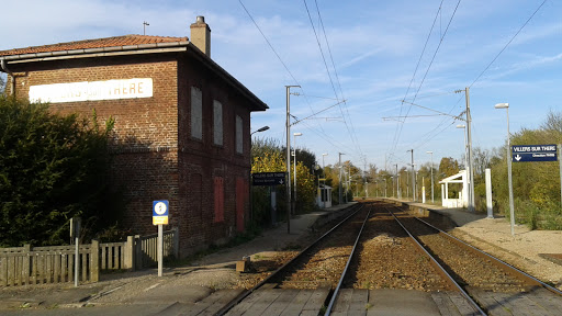 Gare de Villers-sur- Thère