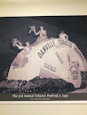 Tobacco Festival Mural 1951