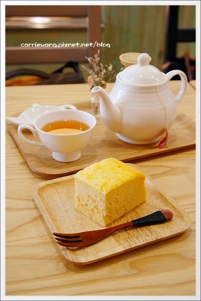 【台中下午茶】Lovely Tea Sweets 茶手作甜點。各種茶品任你挑選，還有超好吃的司康，大推！！