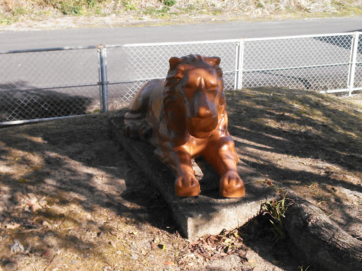 高樋公園のライオン(LION Statue of Takatoi Park)