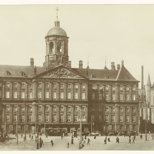 Koninklijk Paleis op de Dam in Amsterdam, anoniem (mogelijk), 1920 1940 Rijksmuseum