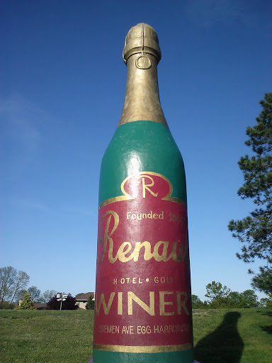 Renault Winery Bottle