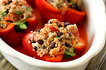 Quinoa Stuffed Bell Peppers