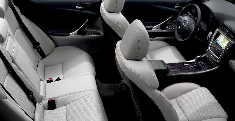 [Lexus-IS-Facelift-2009-31[3].jpg]